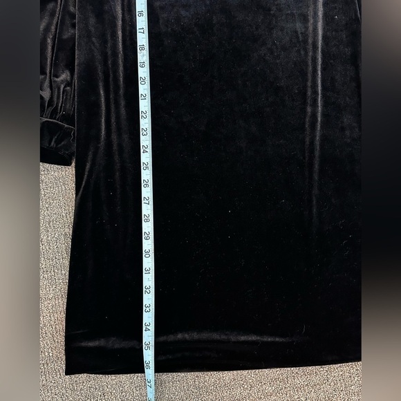 Dkny Women's Velvet Bubble Sleeve Dress Sz S Black - Picture 8 of 8